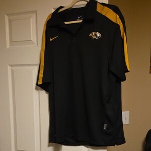 Nike Men's Polo Shirt - Black with Yellow Accents